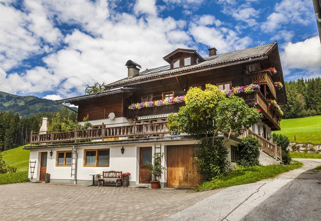 Biobauernhof Kleinummerstall Миттерзилль Экстерьер фото